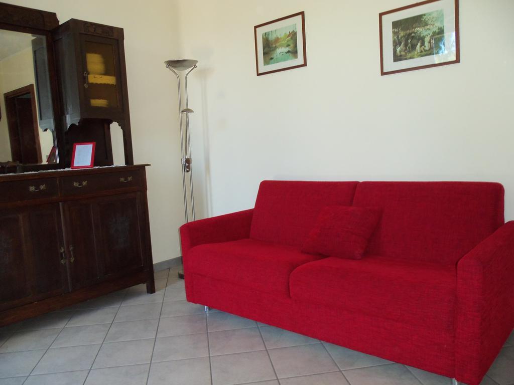 Villa Casa Dei Ciliegi CastellʼAlfero Habitación foto